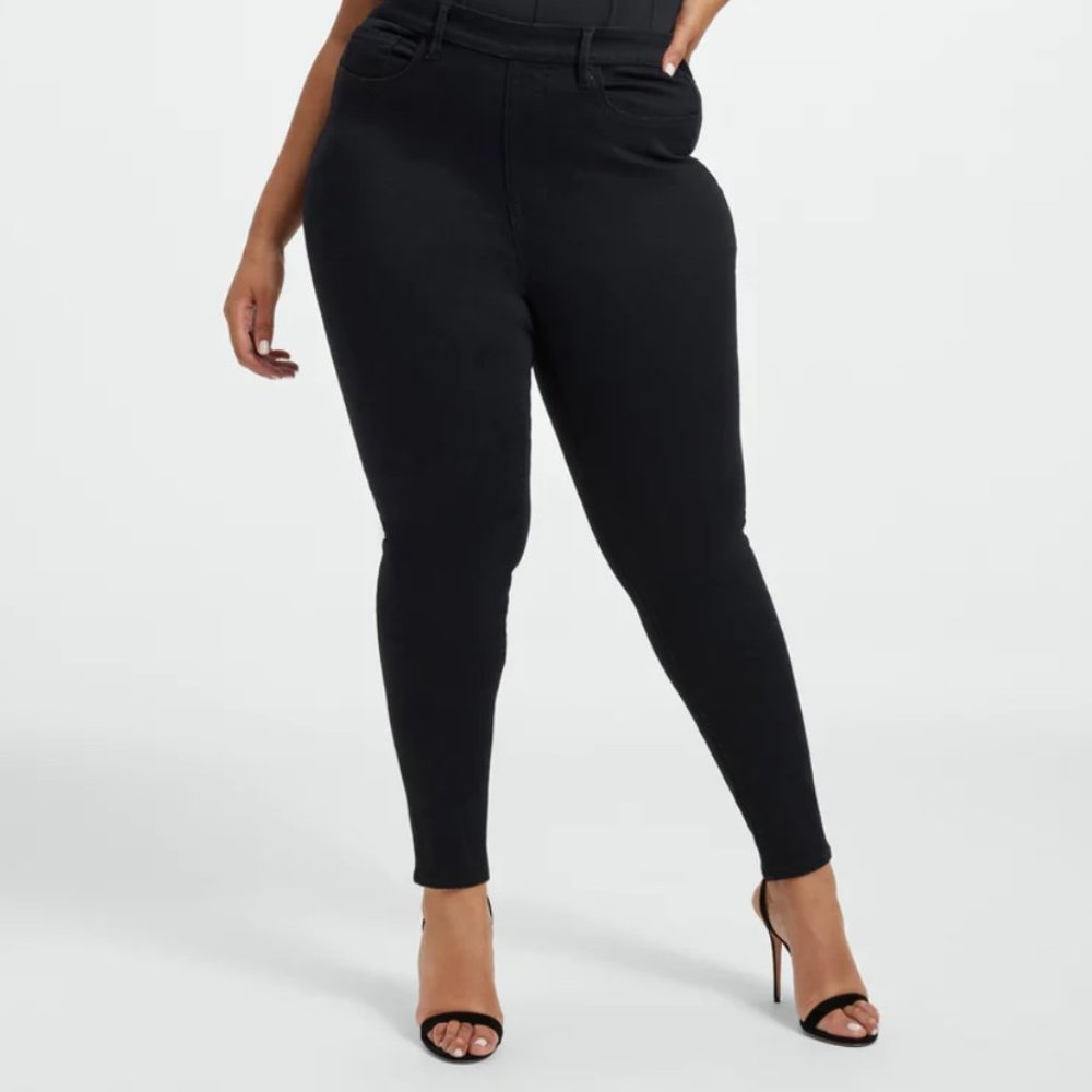 EUC Good American The Slim Zip Pull on Jeans Black Sz 22